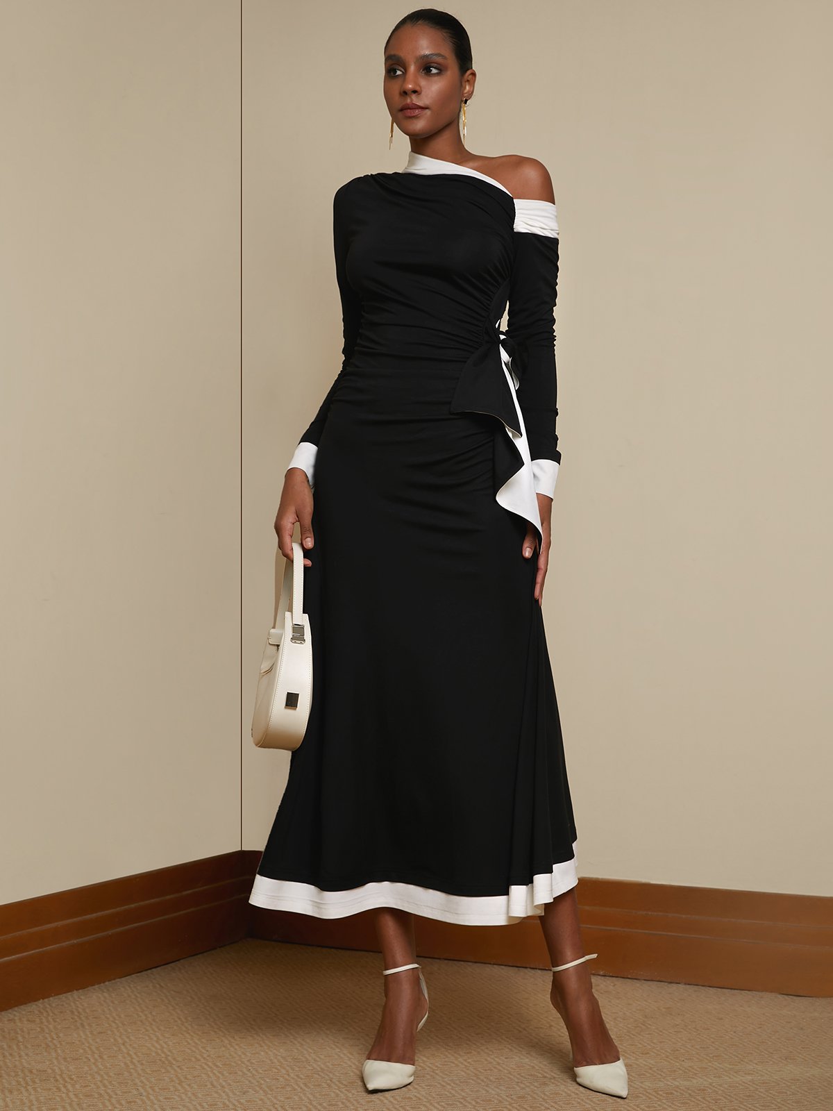 Black Bow One-Shoulder Long Sleeve A-Line Maxi Dress