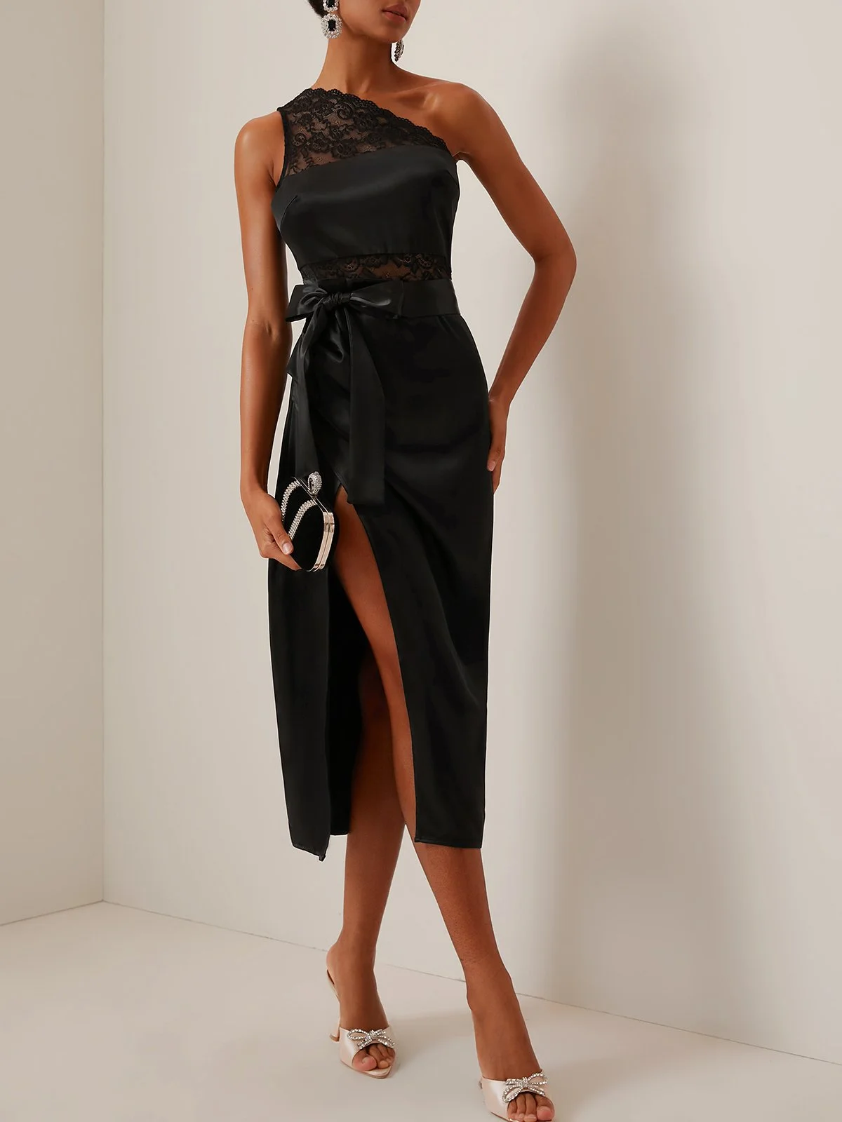 Black Bow One Shoulder Lace Slit Sheath Dress