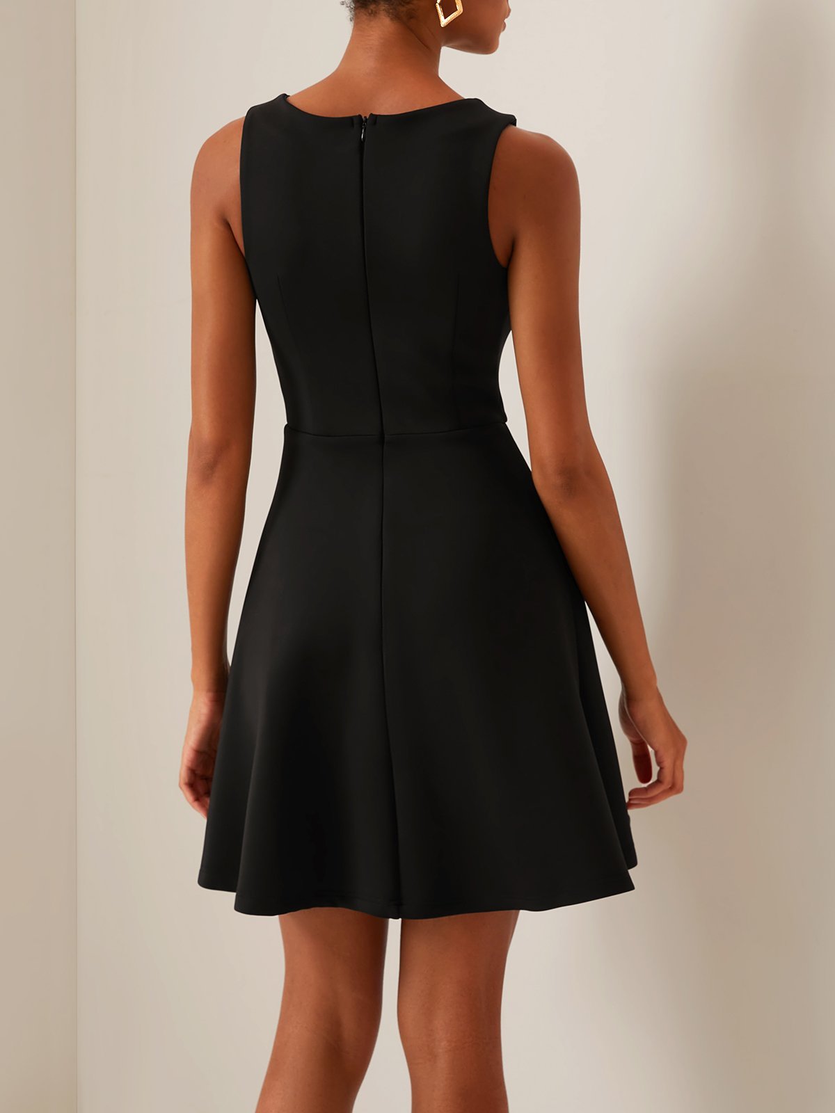 Black Crew Neck Sleeveless A-line Mini Dress