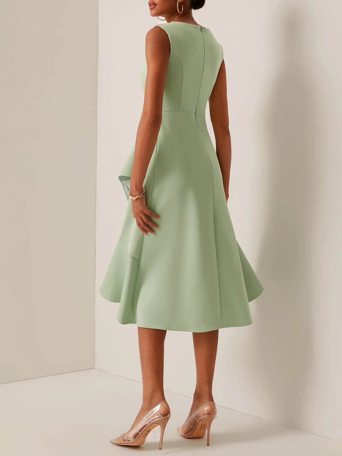 Red Sleeveless Midi Elegant A-line Dress with Waist Twist for Day-to-Night