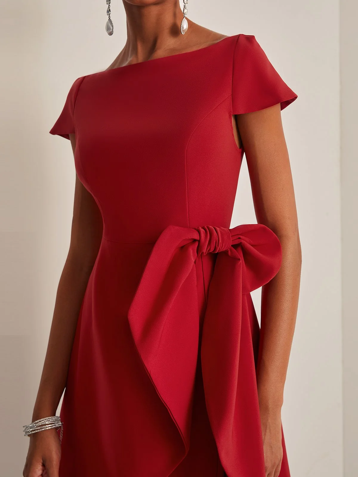 Red Bow Boat Neck Short Sleeve A-Line Midi Dress