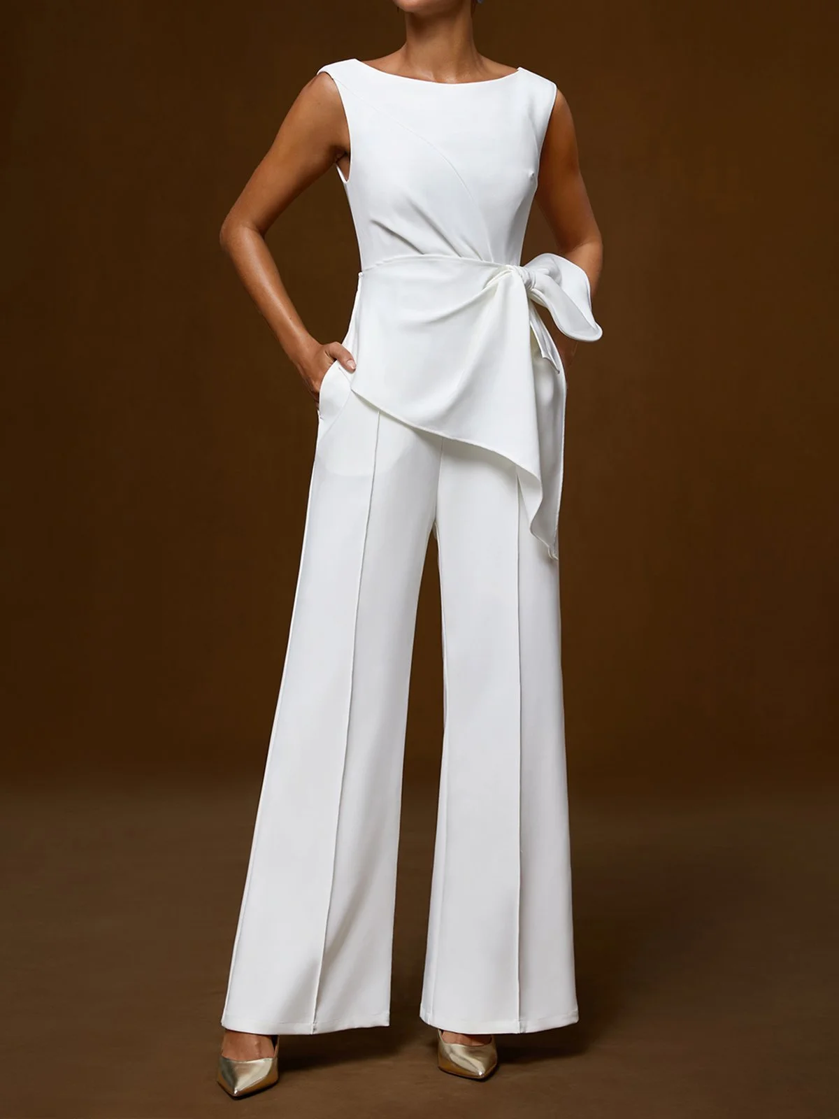 Women White Bow Sleeveless Jumpsuit