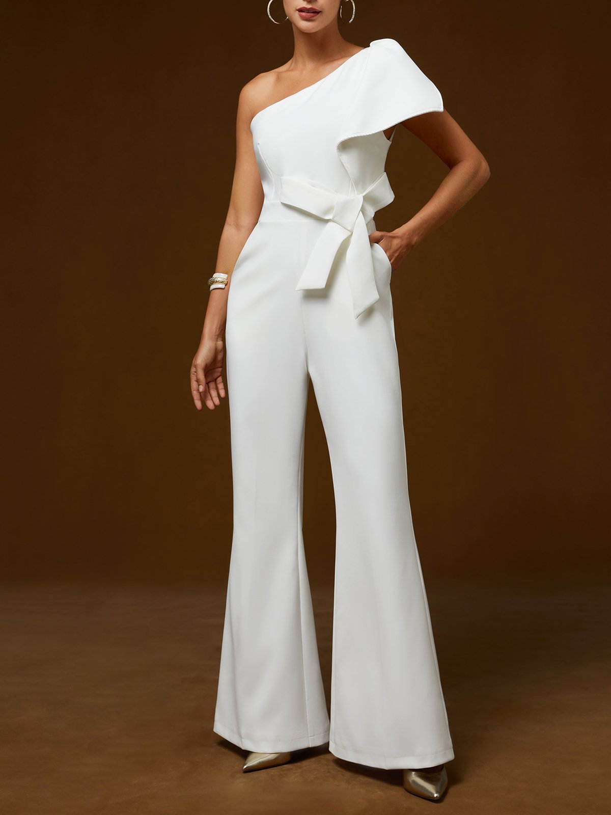 Women White Bow One Shoulder Jumpsuit