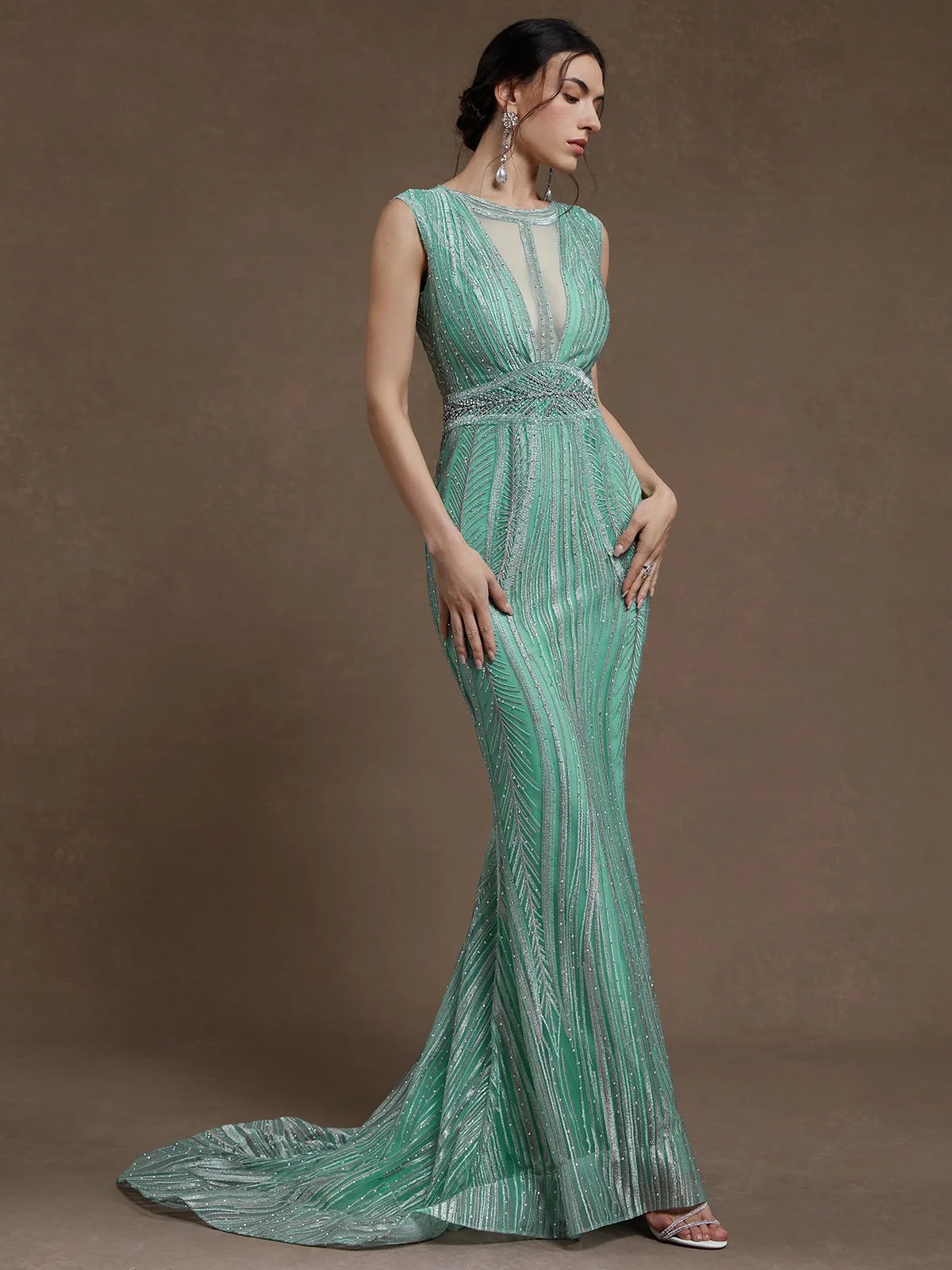 Green Rhinestone Ruched Wedding Dress V Neck Sleeveless Mermaid Gown Dress