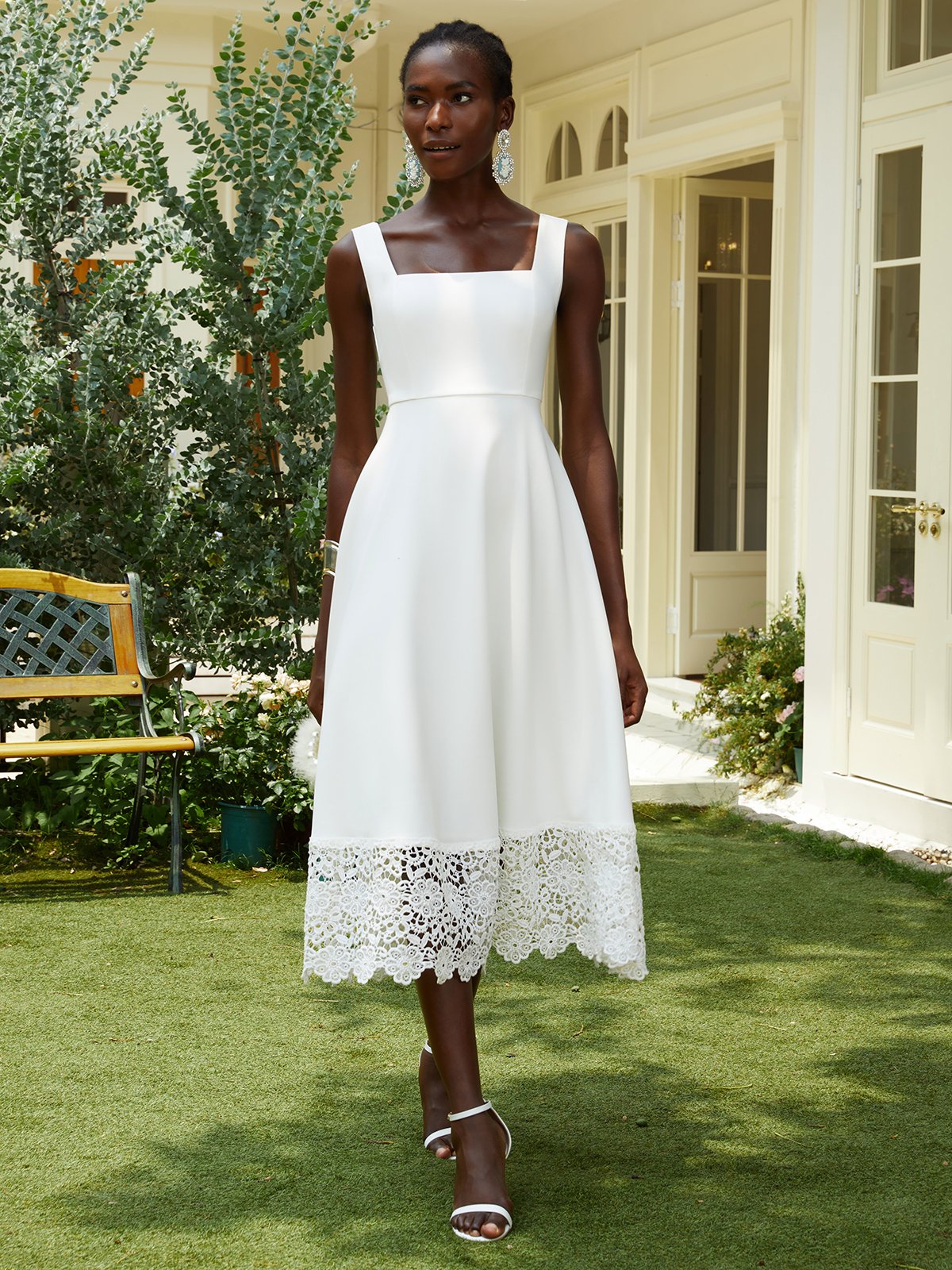 White Lace Classic Square Neck Sleeveless A-Line Maxi Dress