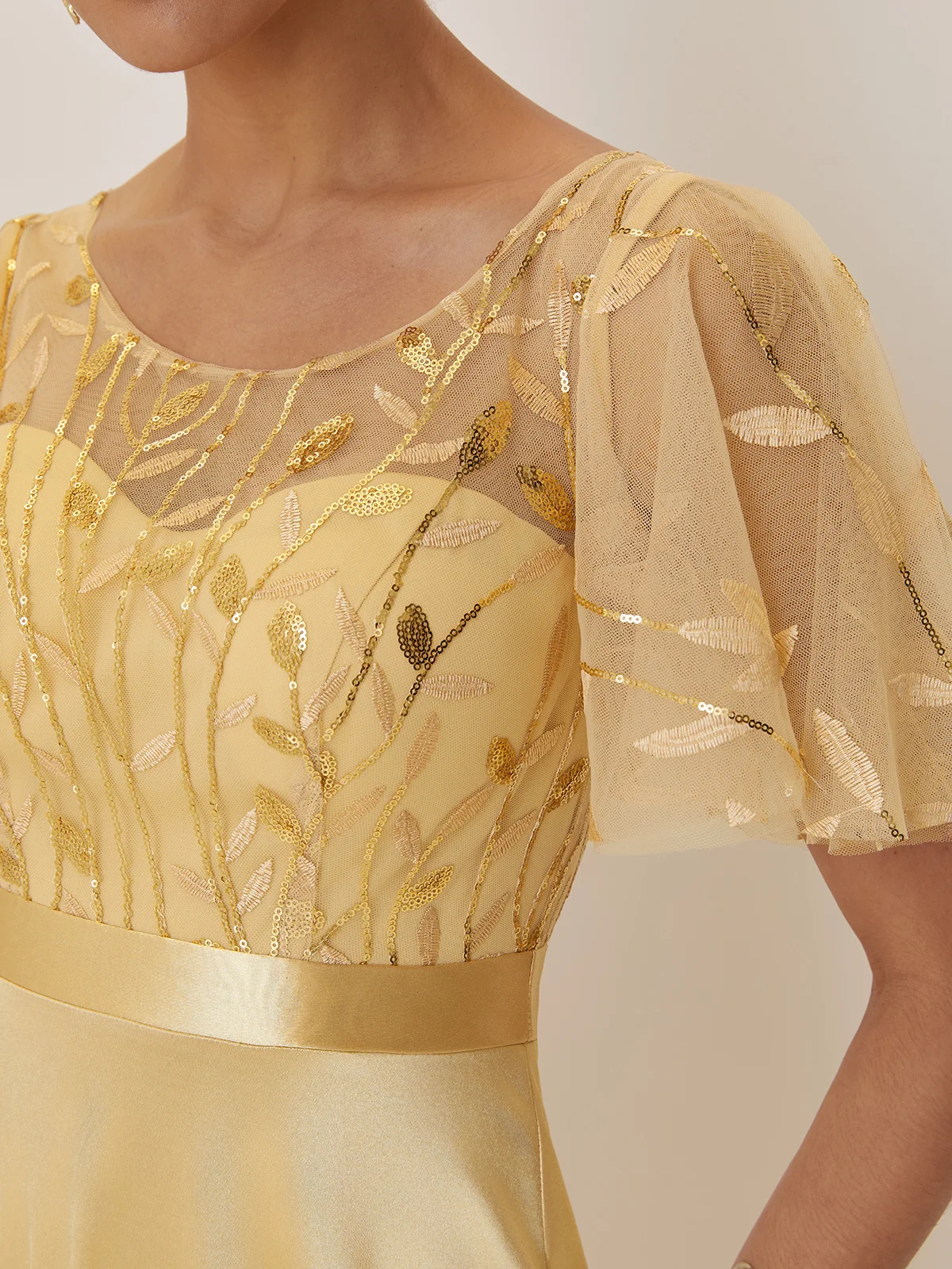 Golden Glitter Satin Crew Neck Short Sleeve Bell Sleeve A-Line Gown Dress