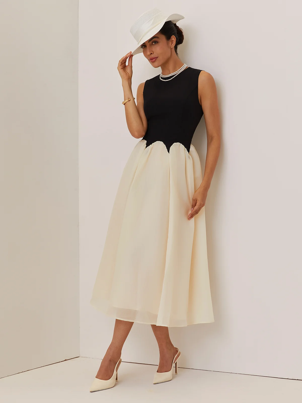 Black Split Joint Classic Crew Neck Sleeveless A-Line Midi Dress