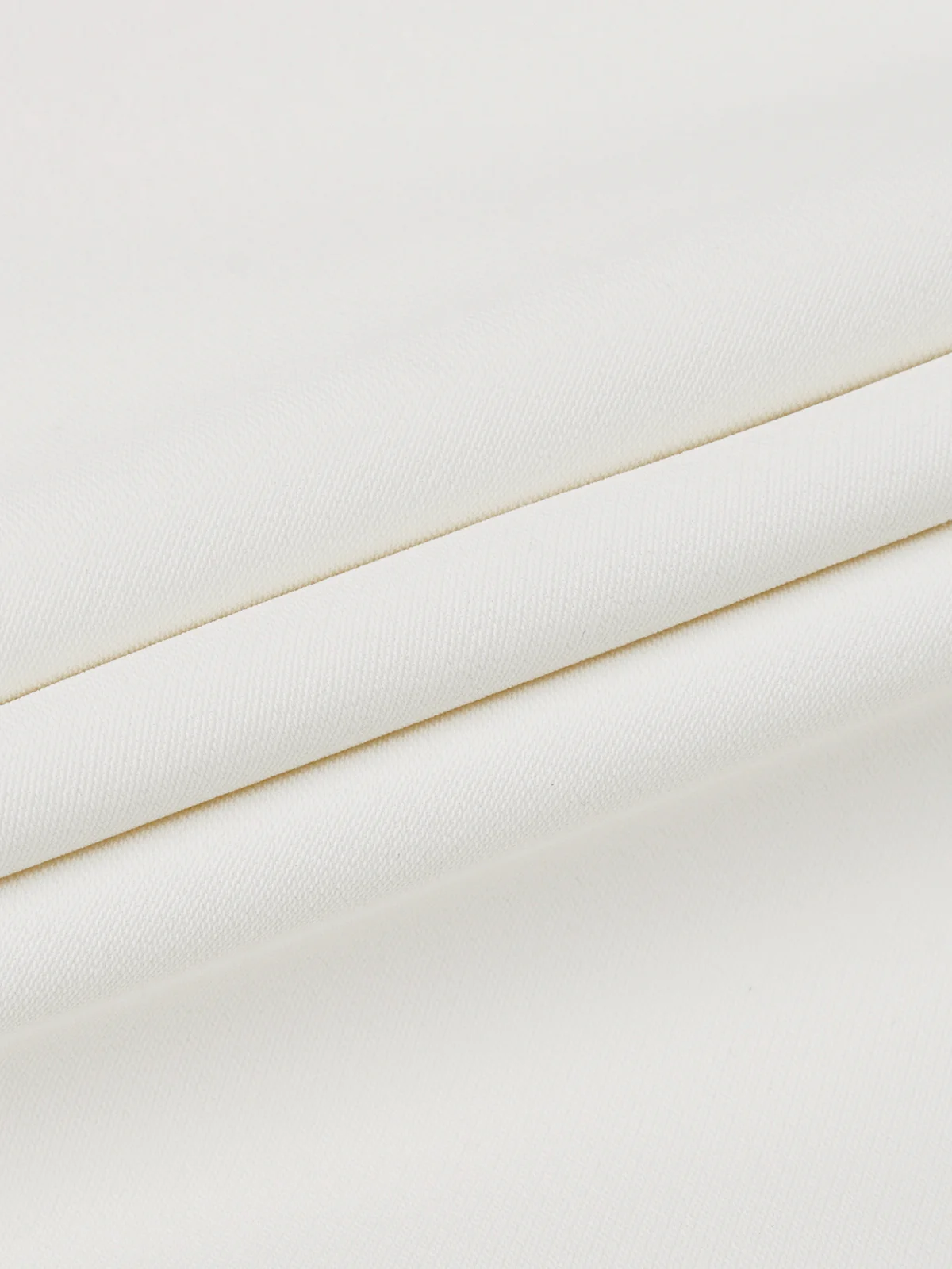 Off White Pleated Classic Boat Neck Sleeveless A-Line Maxi Dress
