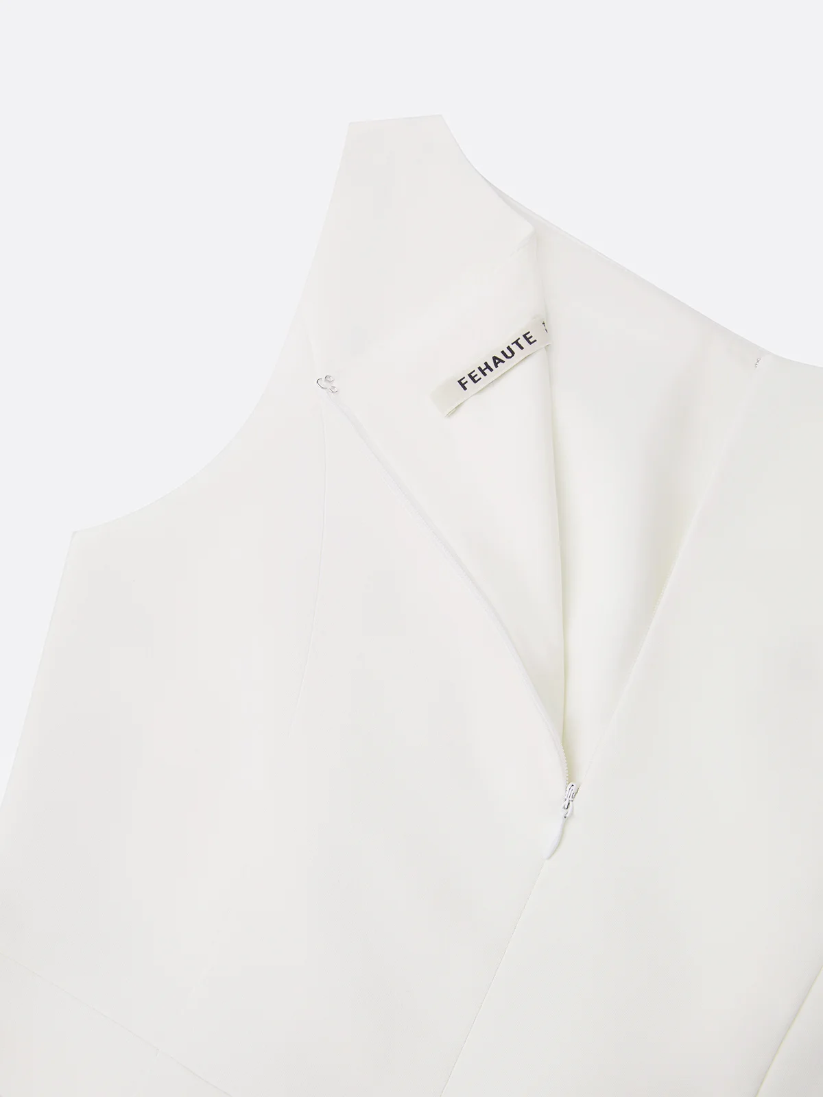 Off White Pleated Classic Boat Neck Sleeveless A-Line Maxi Dress