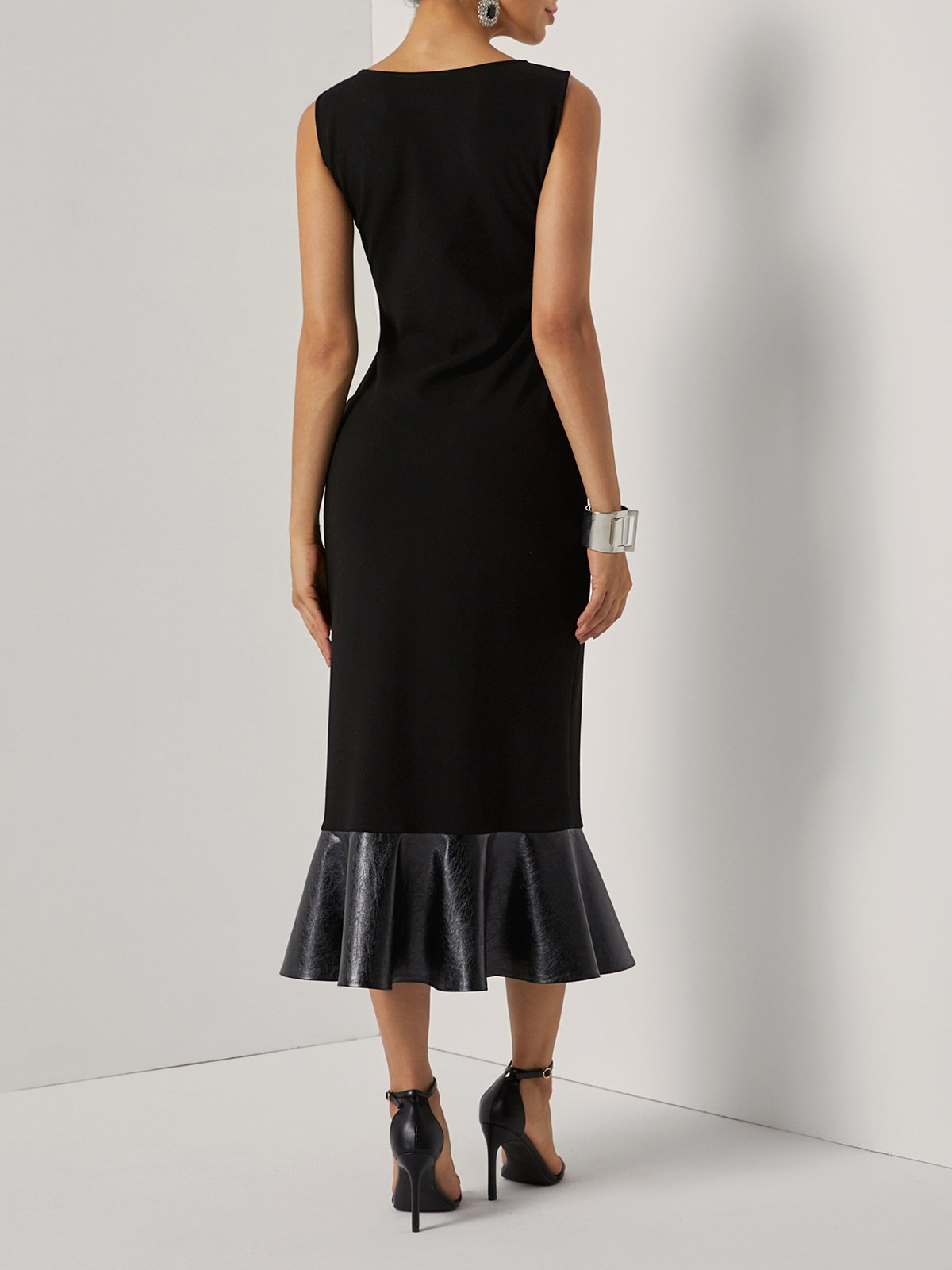 Black Knit Boat Neck Sleeveless Mermaid Midi Dress