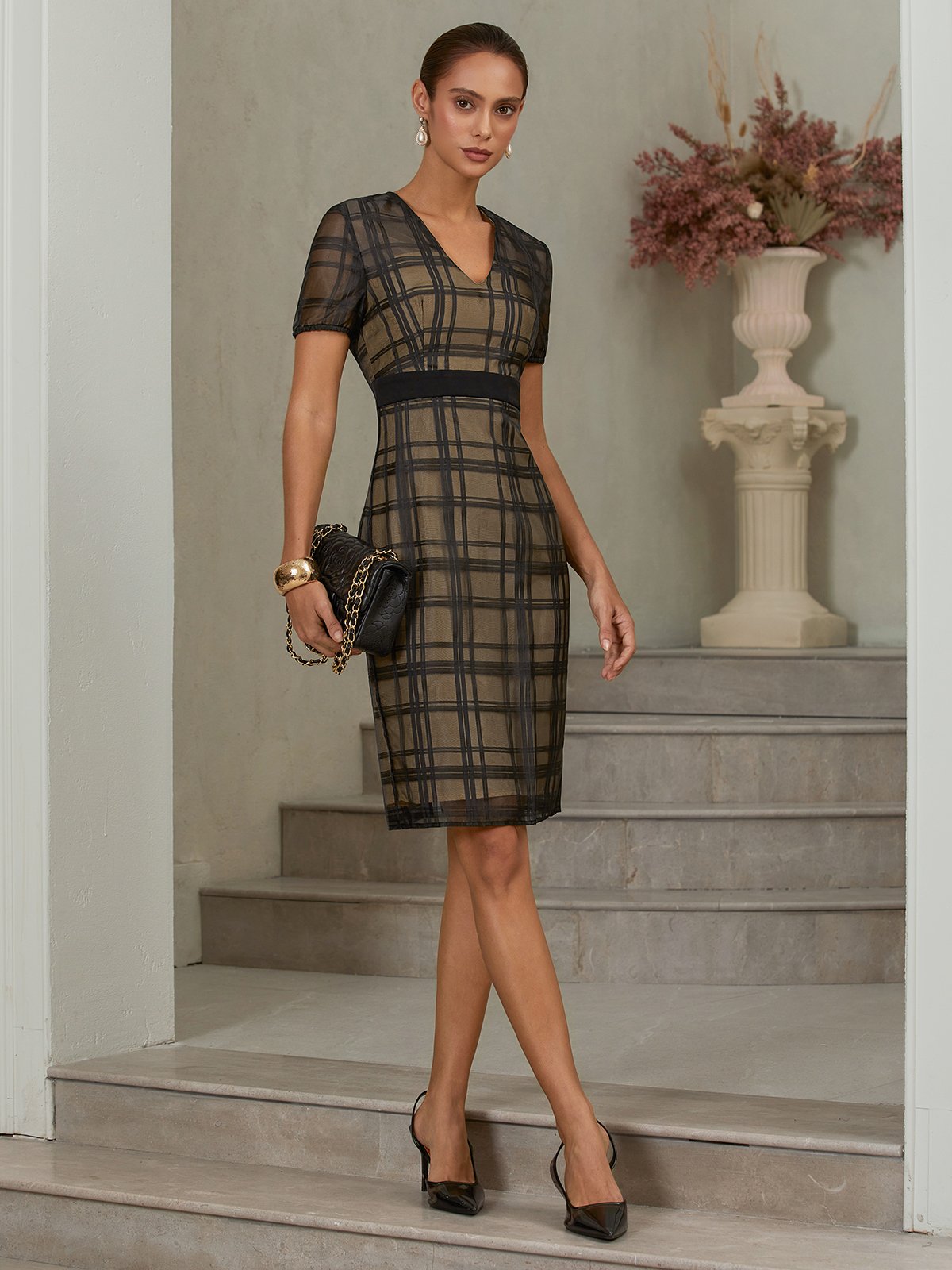 Black Classic V Neck Short Sleeve Sheath Midi Dress