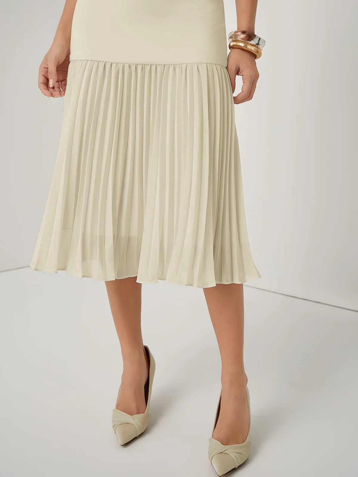 Beige Pleated Knit Crew Neck Sleeveless A-Line Midi Dress