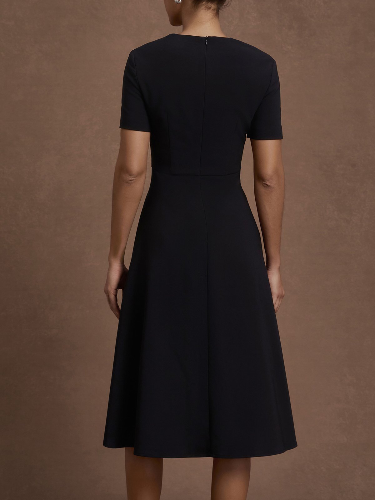 Black Ruched Hot Drilling Classic Crew Neck Short Sleeve A-Line Midi Dress