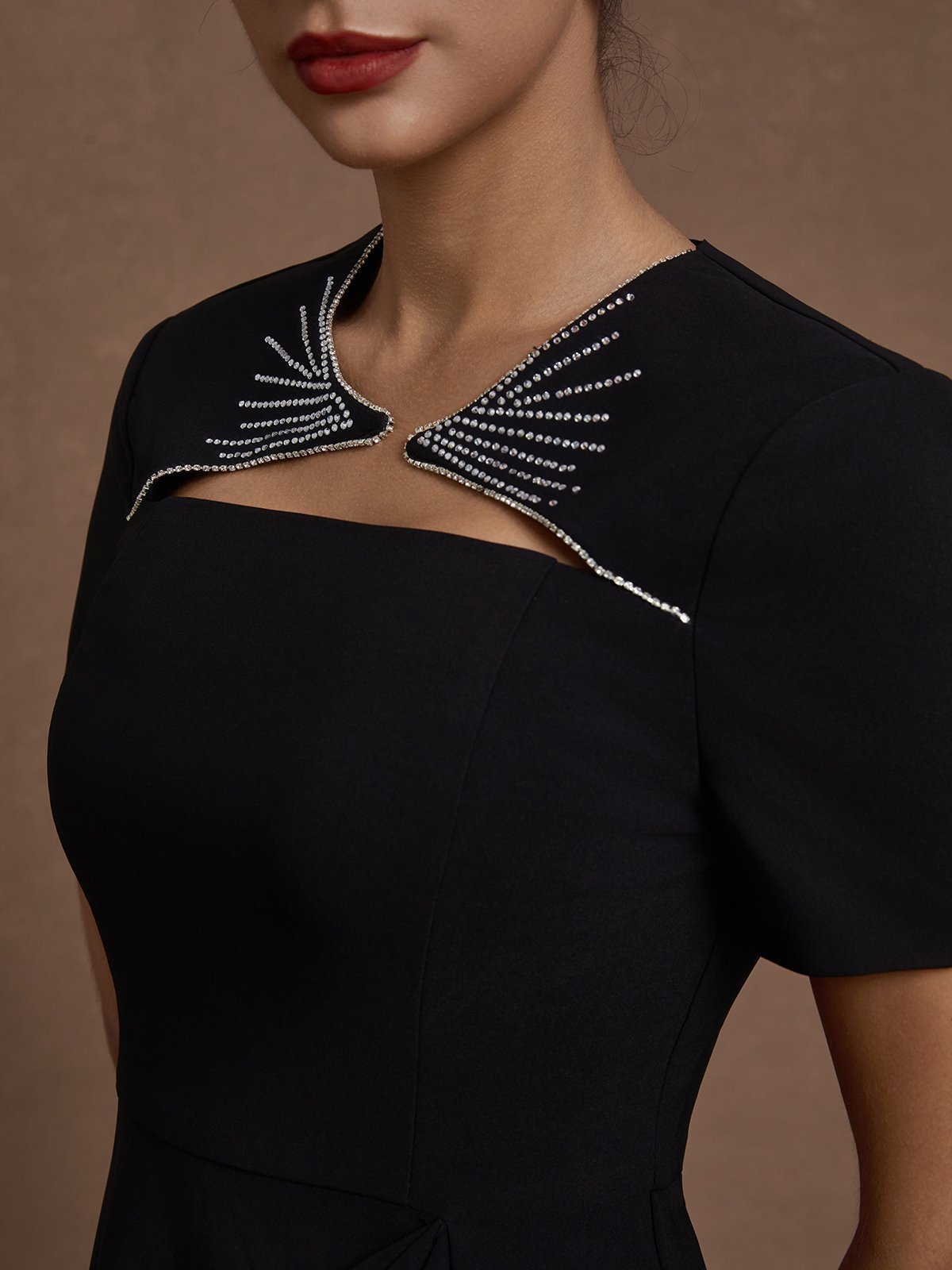 Black Ruched Hot Drilling Classic Crew Neck Short Sleeve A-Line Midi Dress