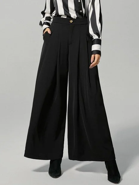 Women Black Wide-Leg Pants With Pockets