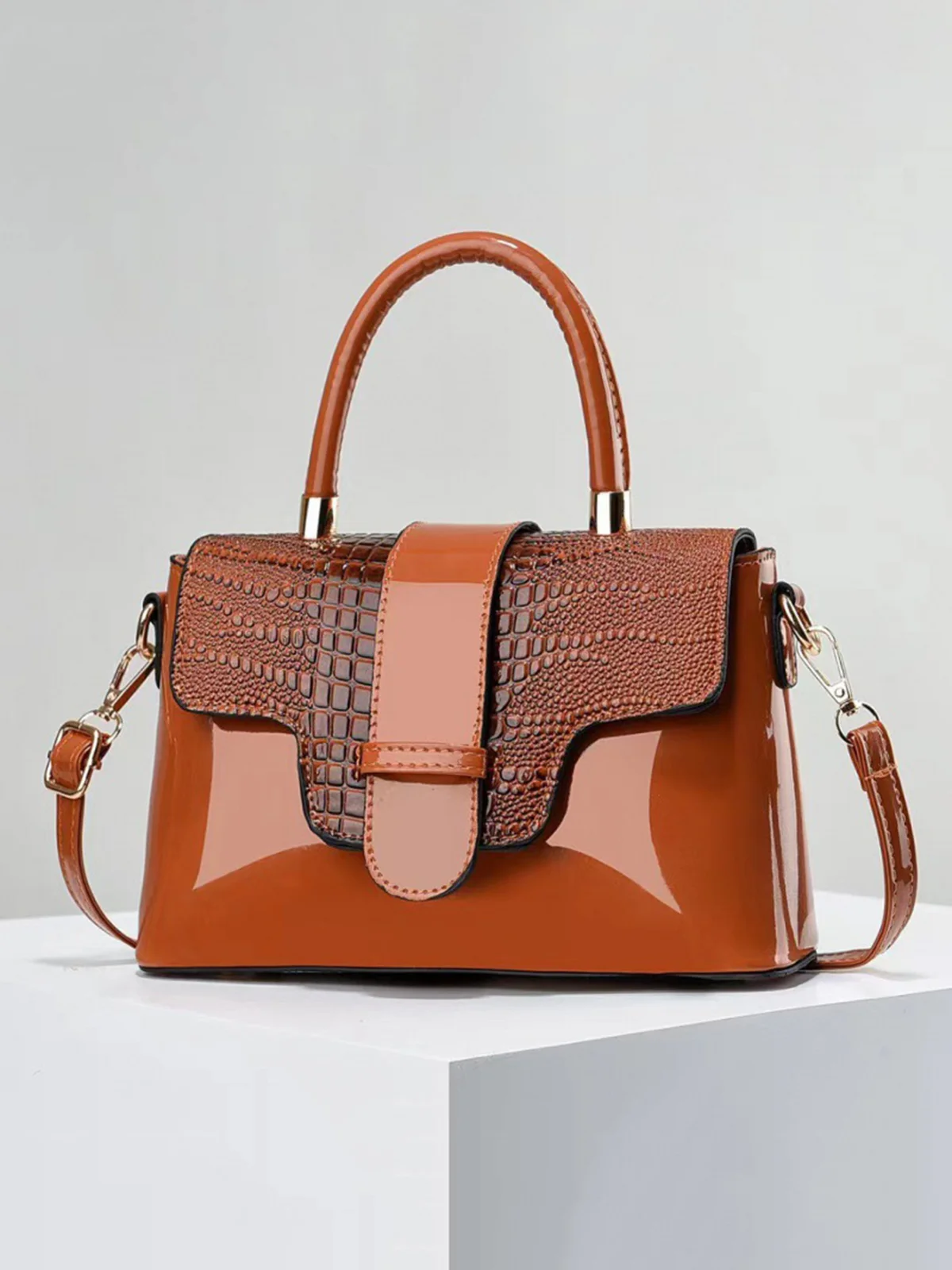 Crocodile Embossed Handbag Buckle Decor Crossbody Bag