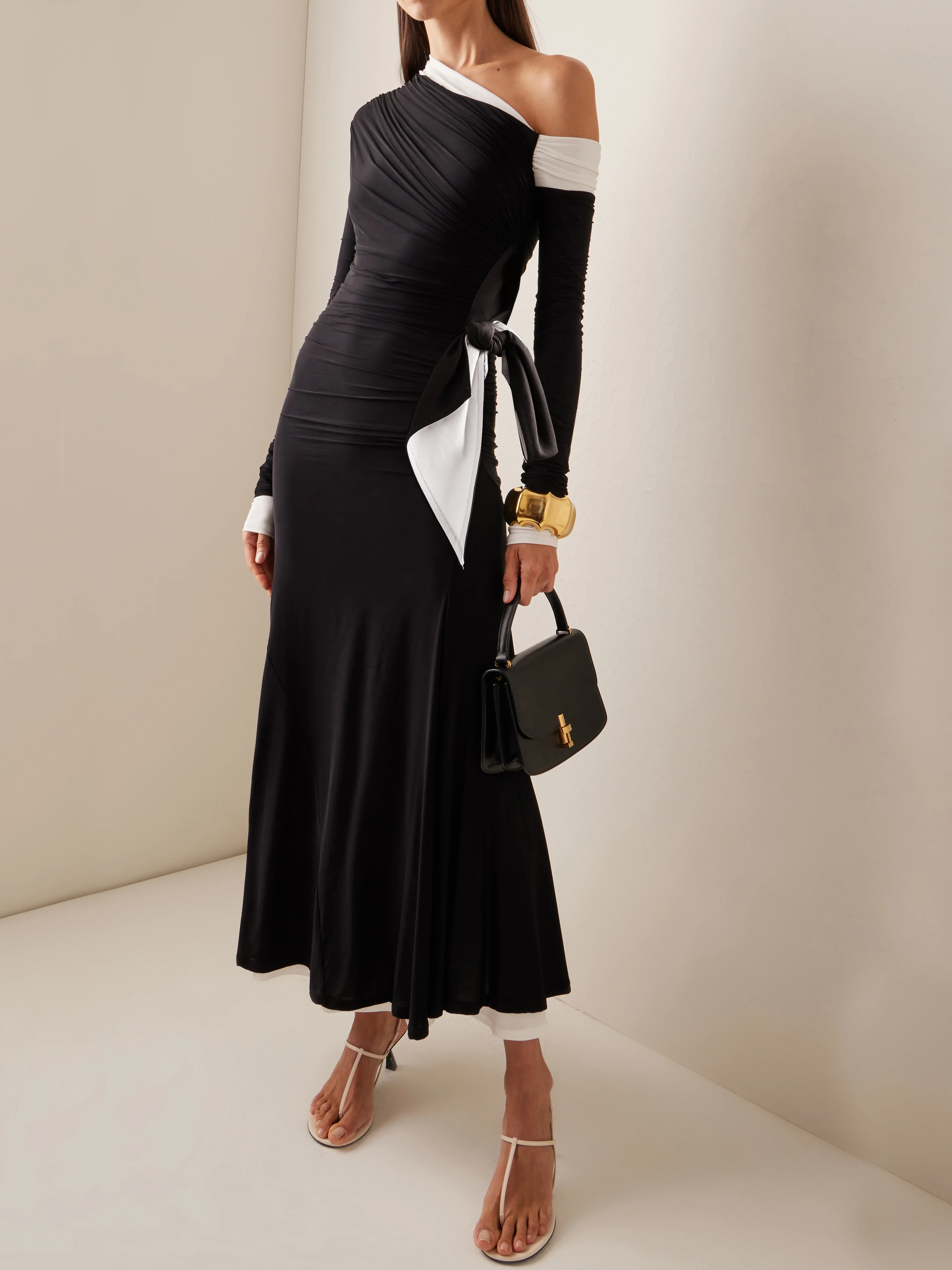 Black Bow One-Shoulder Long Sleeve A-Line Maxi Dress