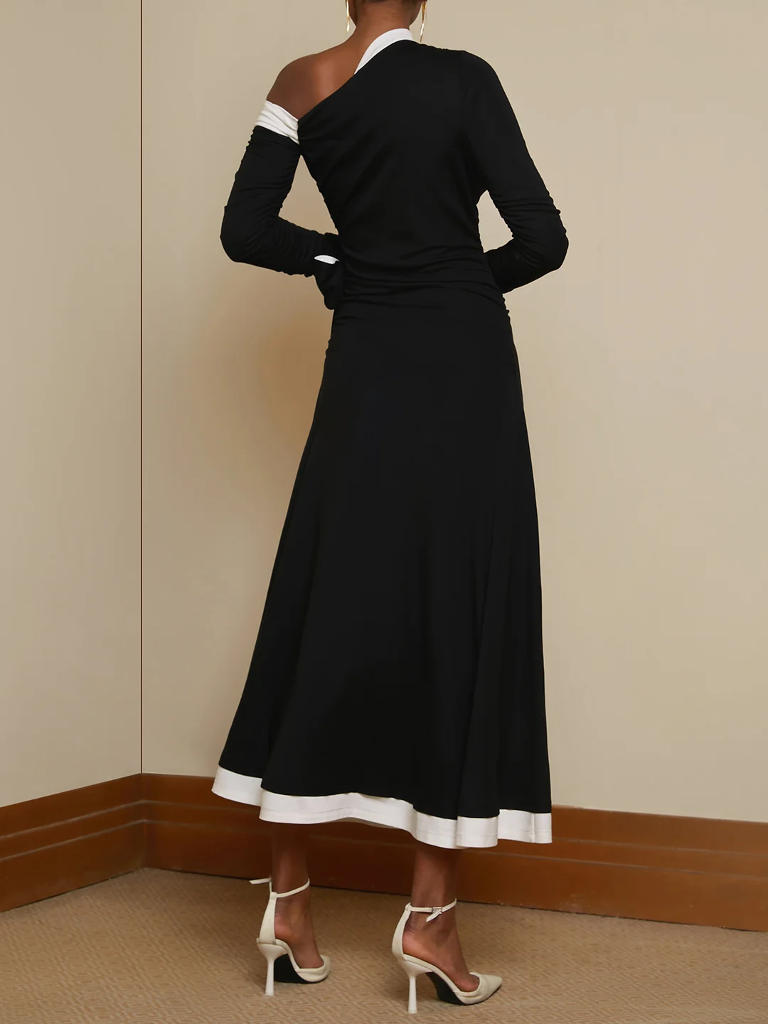 Black Bow One Shoulder Long Sleeve Maxi Dress | fehaute