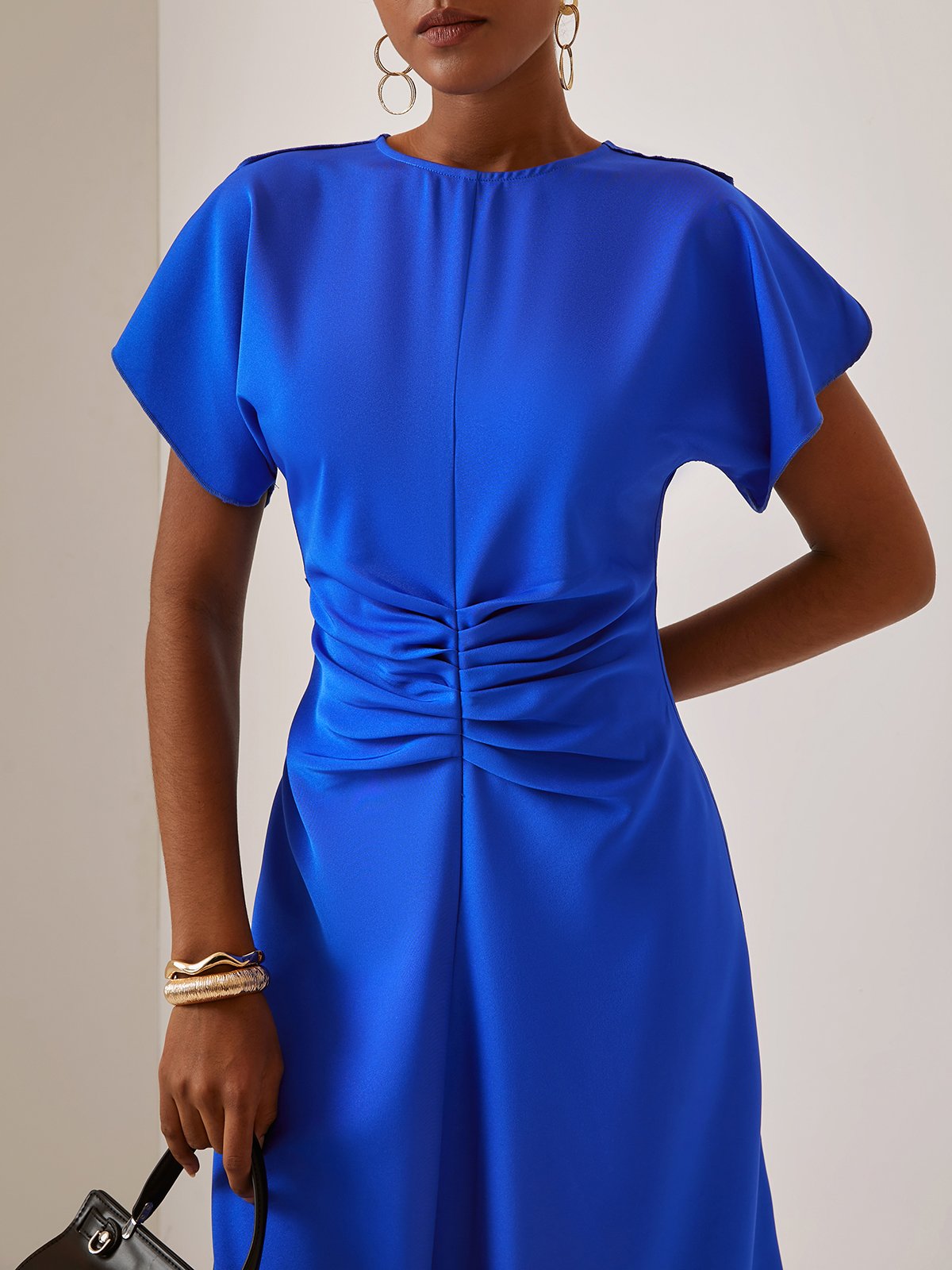 Blue Ruched Crew Neck Short Sleeve Midi Dress