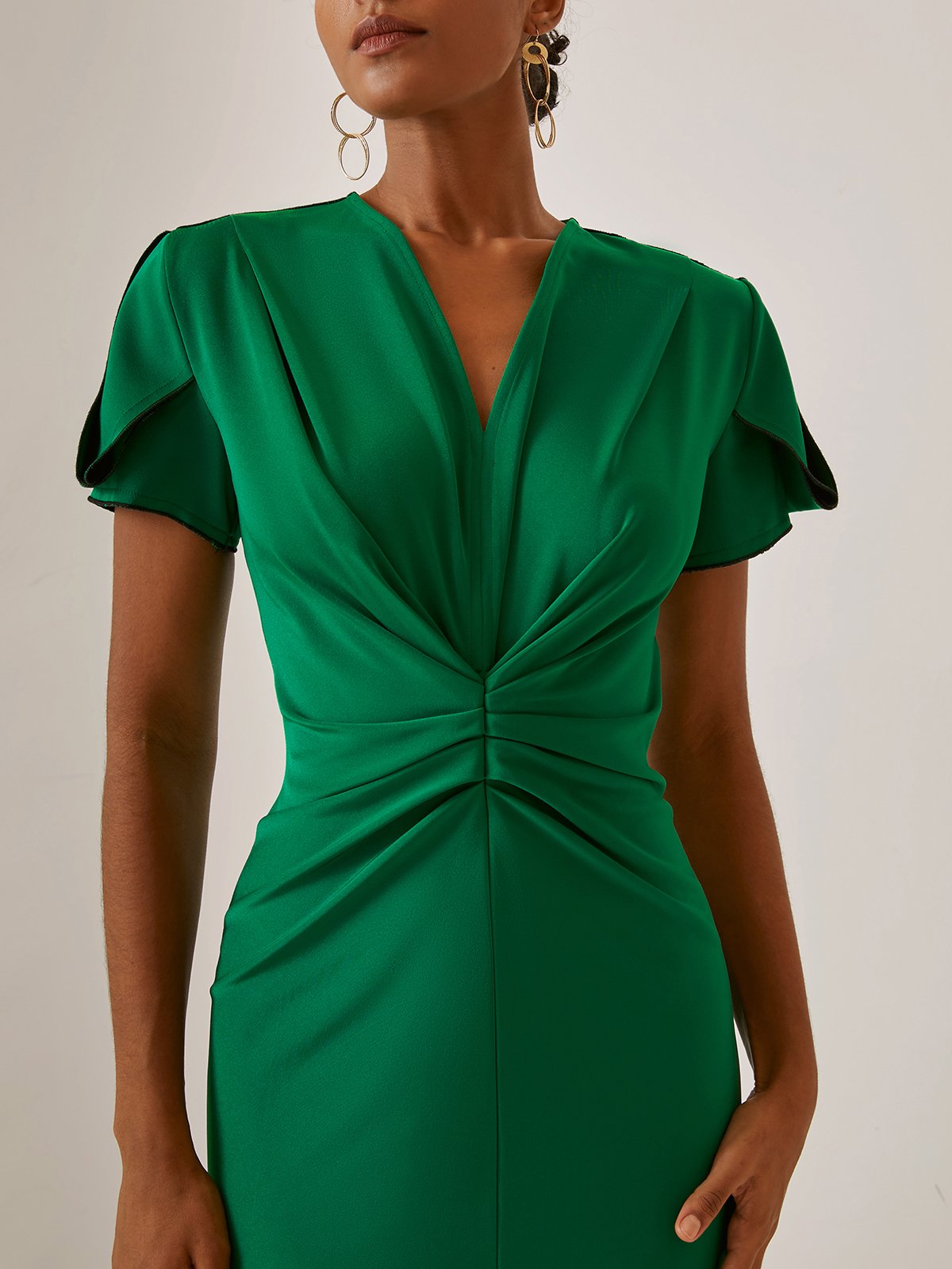 Green Ruched Short Sleeve Sheath Midi Dress