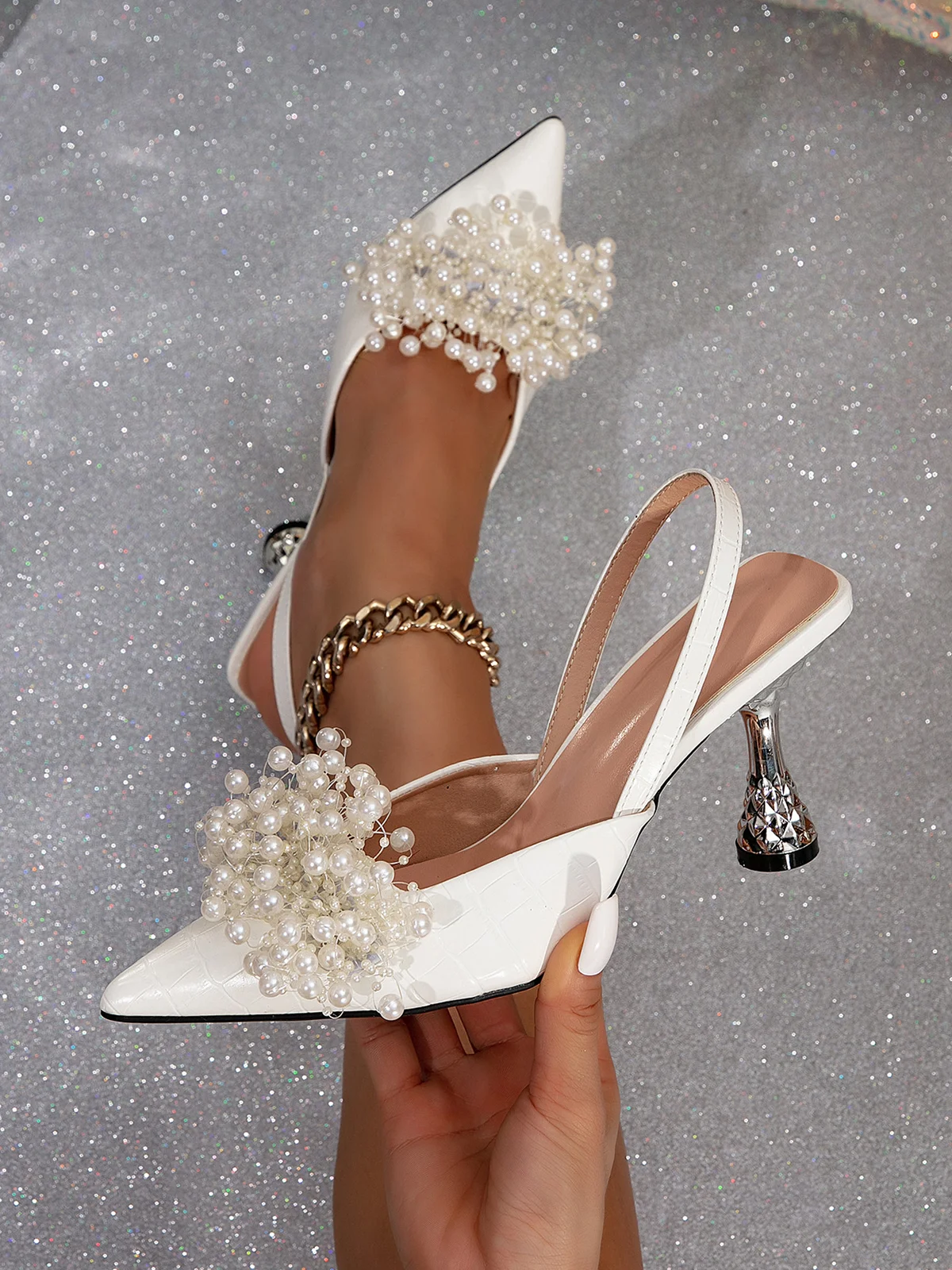 Elegant White Imitation Pearl Pyramid Heeled Slingback Pumps