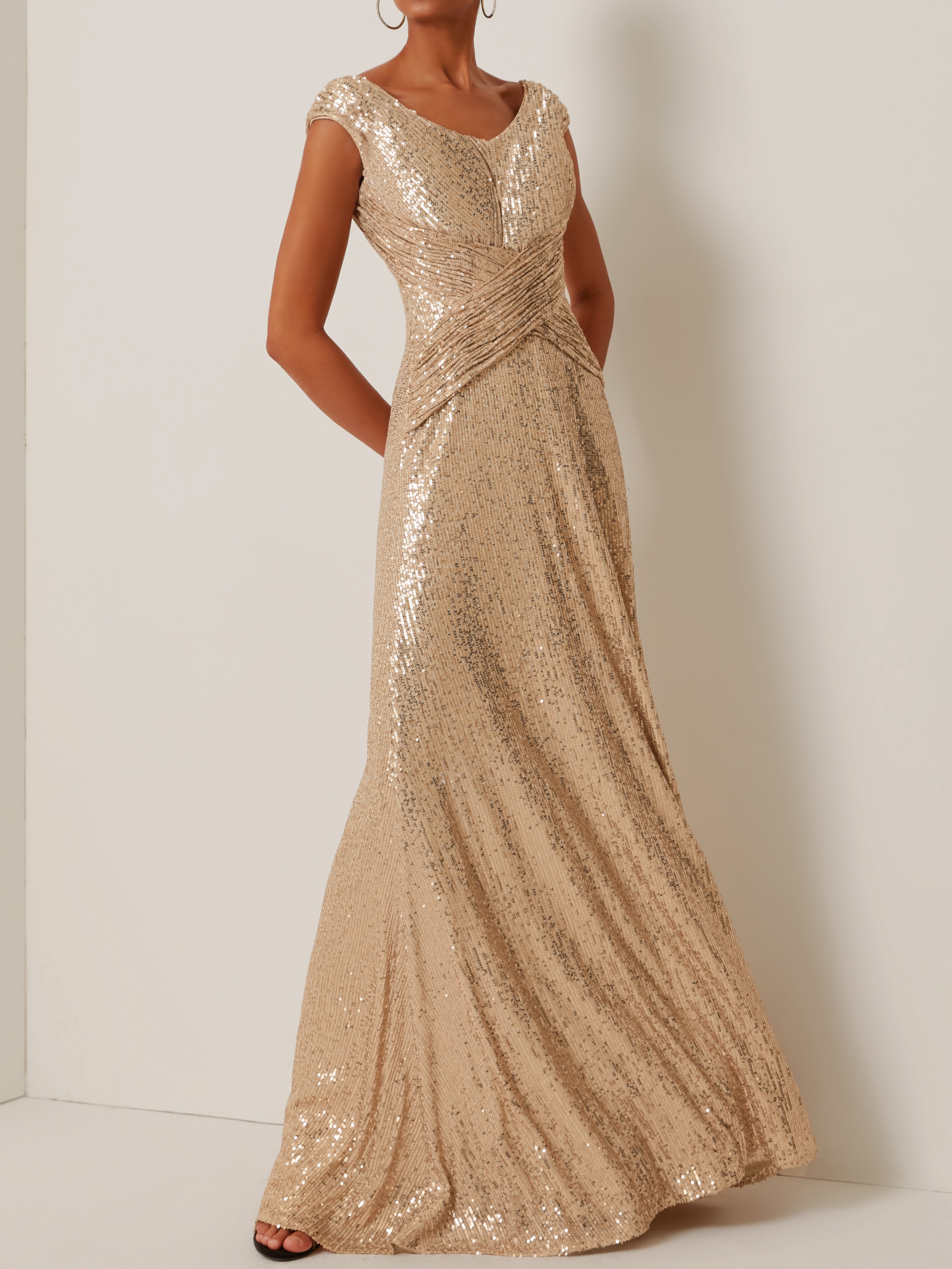 Golden Sequin Sleeveless Long Evening Dress for Prom and Cocktail