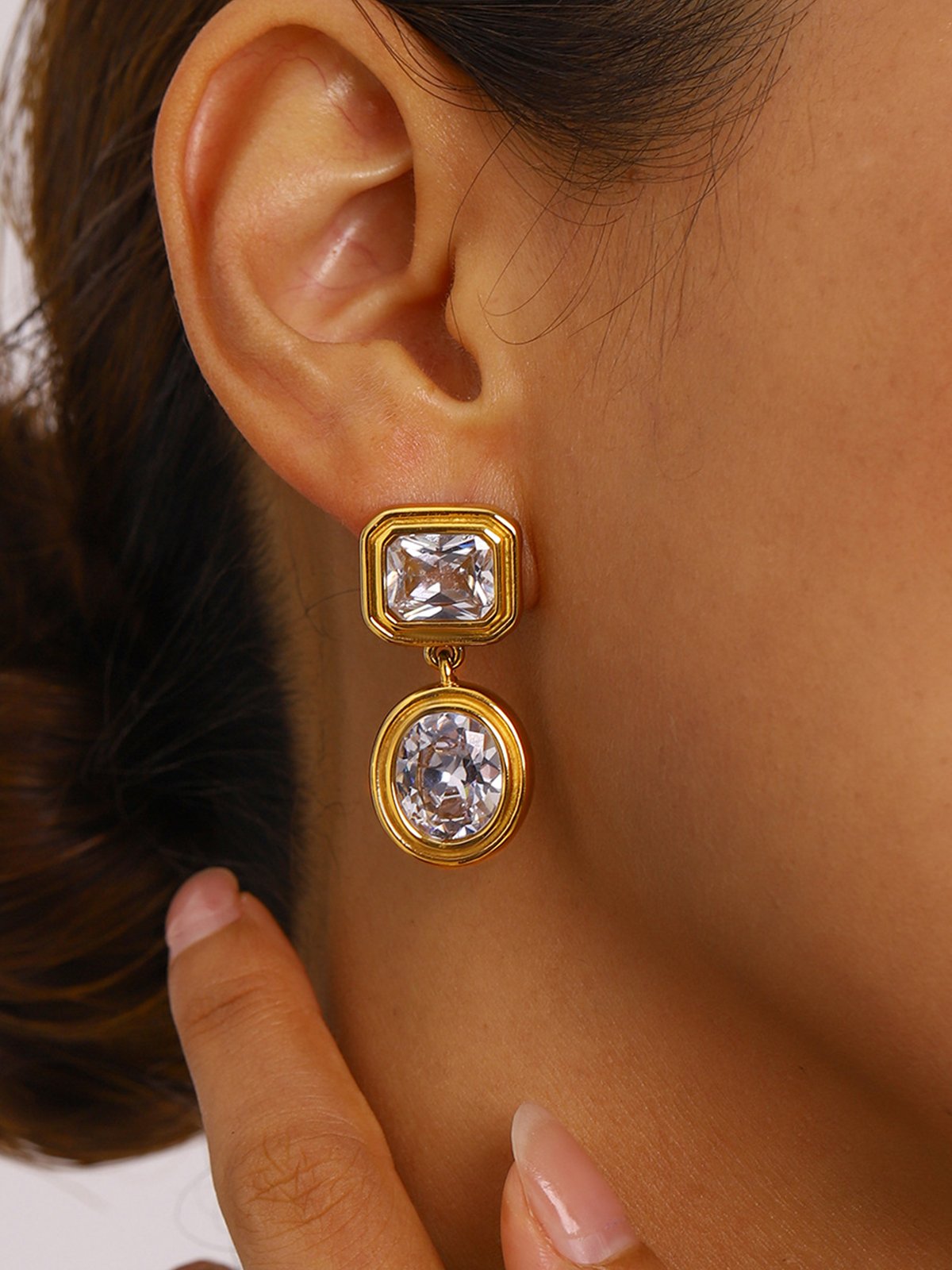 Zircon High-end Light Luxury Titanium Steel Earrings
