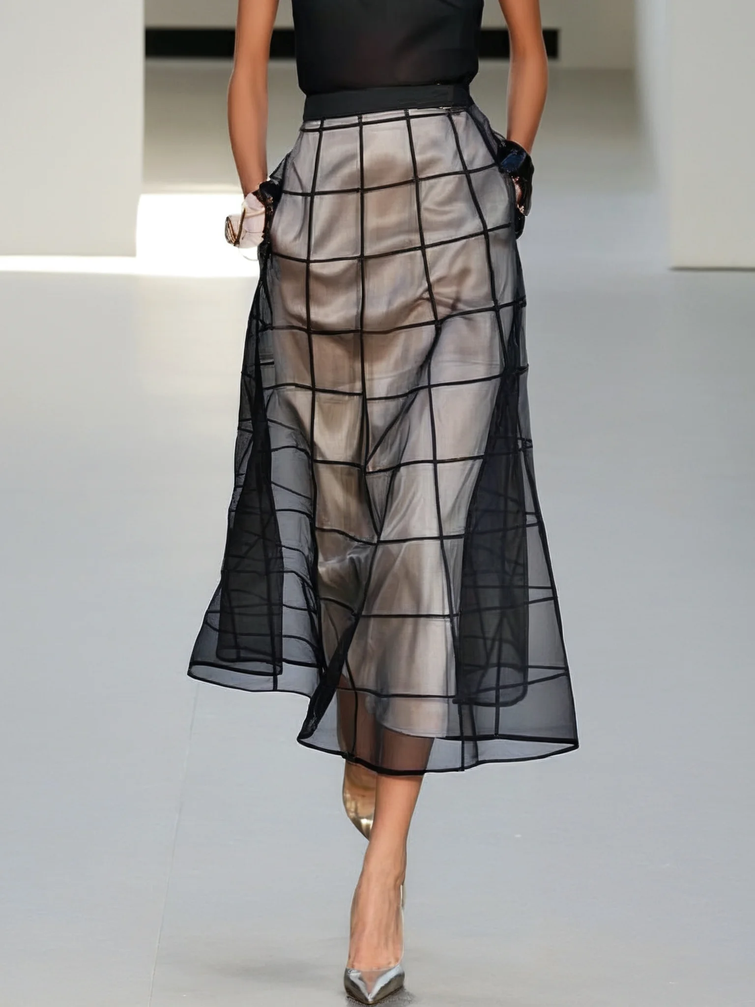 Black Mesh Classic Crew Neck Sleeveless A-Line Midi Dress