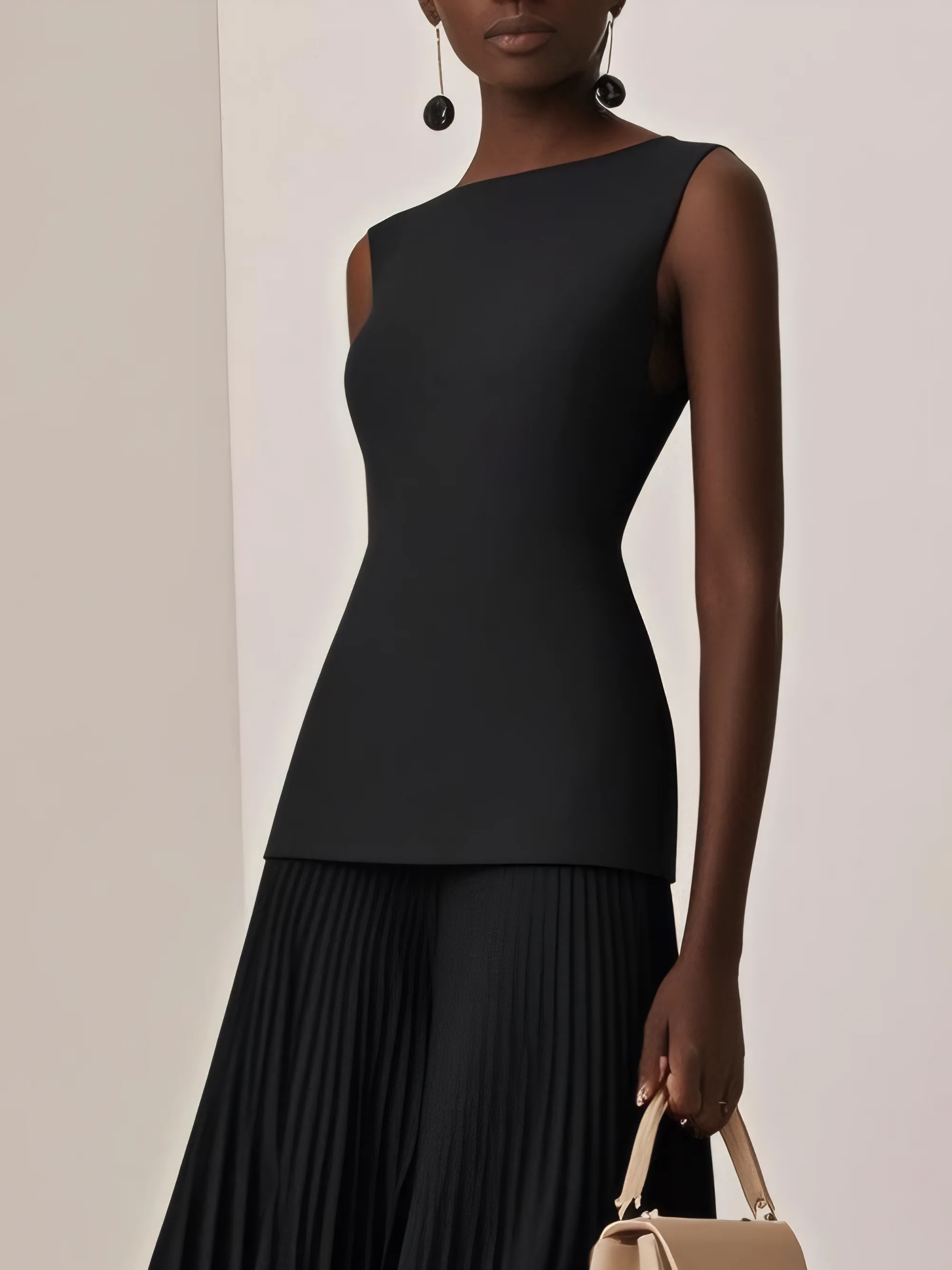 Off White Pleated Classic Boat Neck Sleeveless A-Line Gown Dress