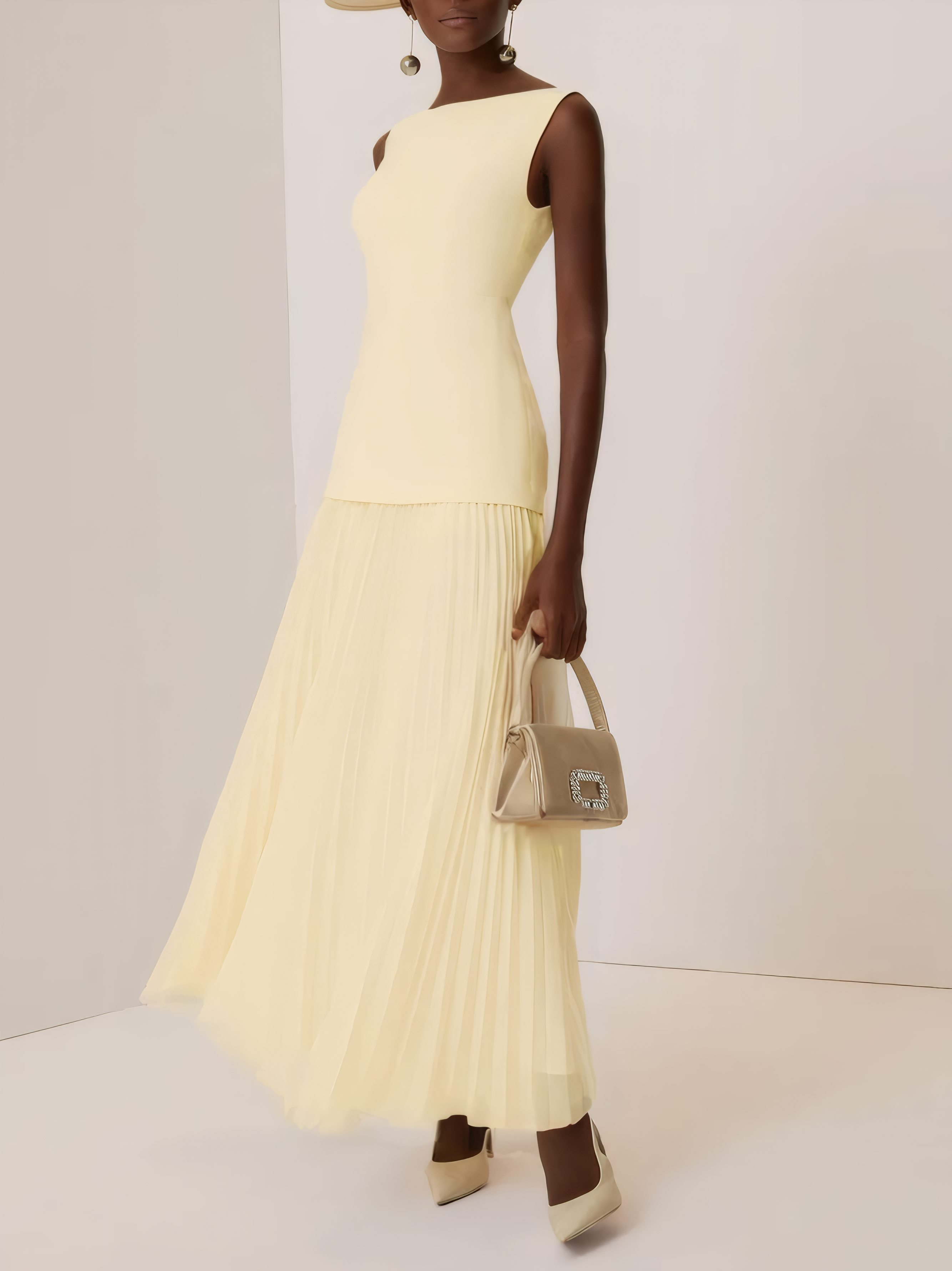 Off White Pleated Classic Boat Neck Sleeveless A-Line Gown Dress