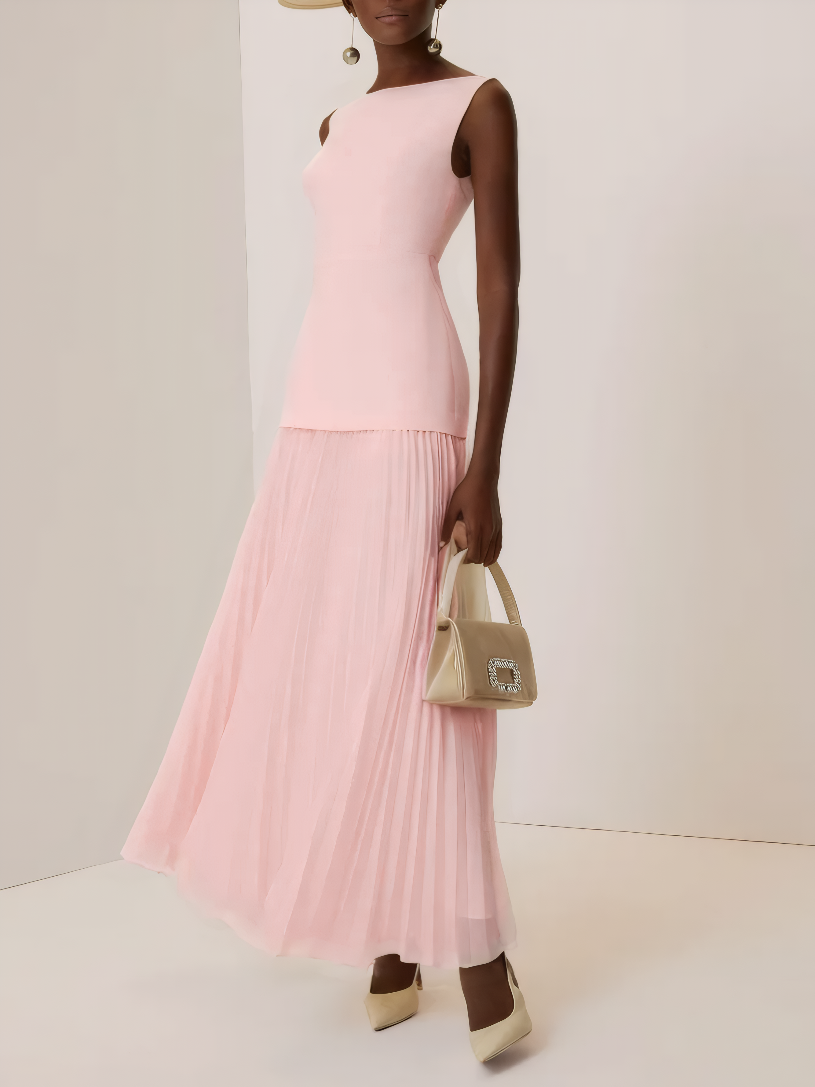 Off White Pleated Classic Boat Neck Sleeveless A-Line Gown Dress
