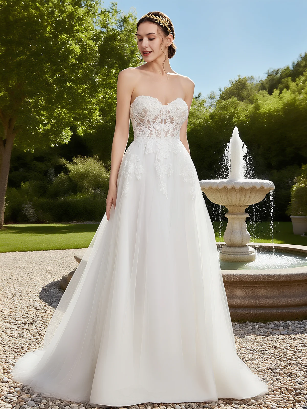 White Lace Bridal/Wedding Dress Strapless Sleeveless A-Line Gown