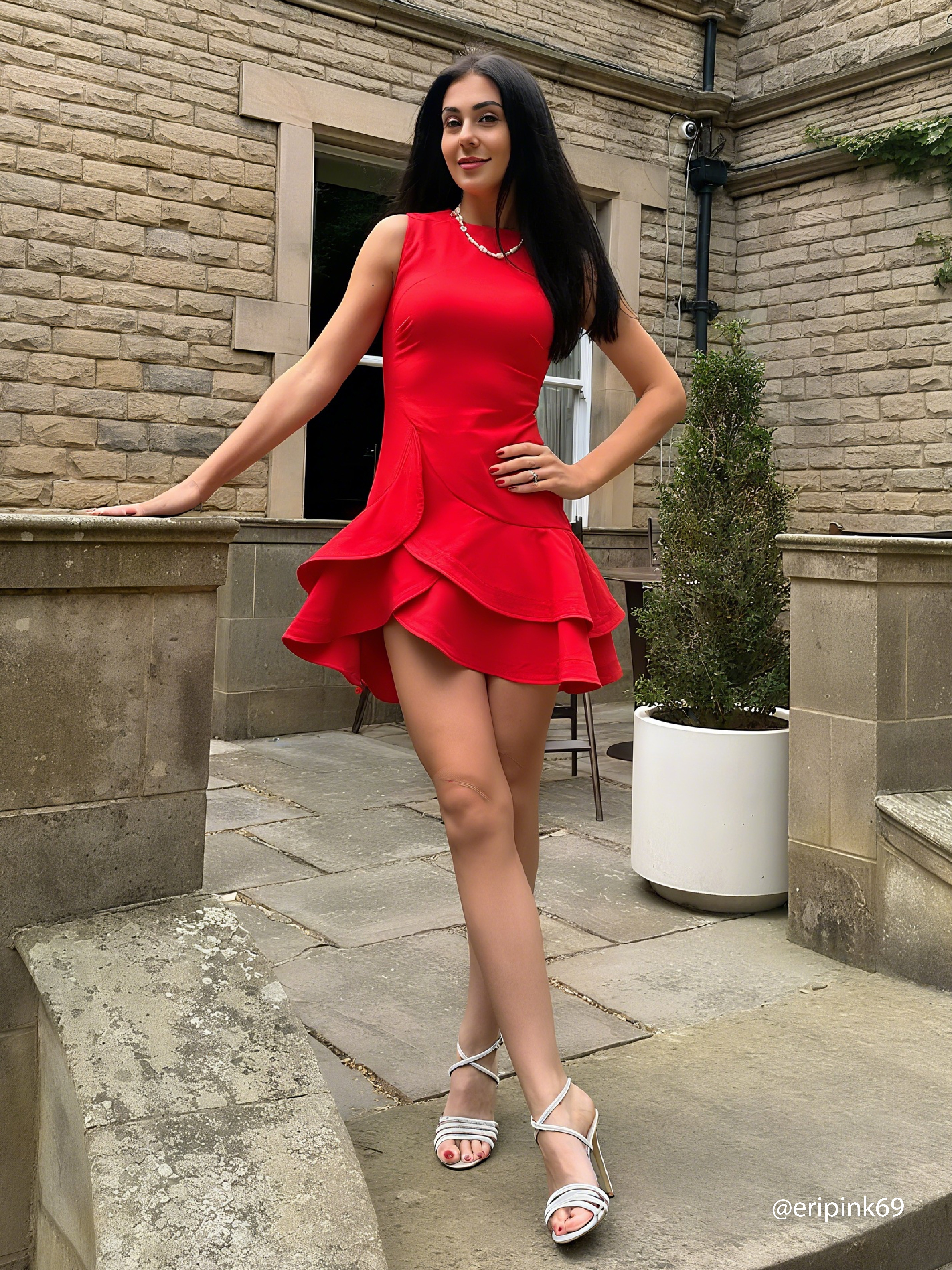 Red Ruffled Crew Neck Sleeveless A-line Mini Homecoming Dress