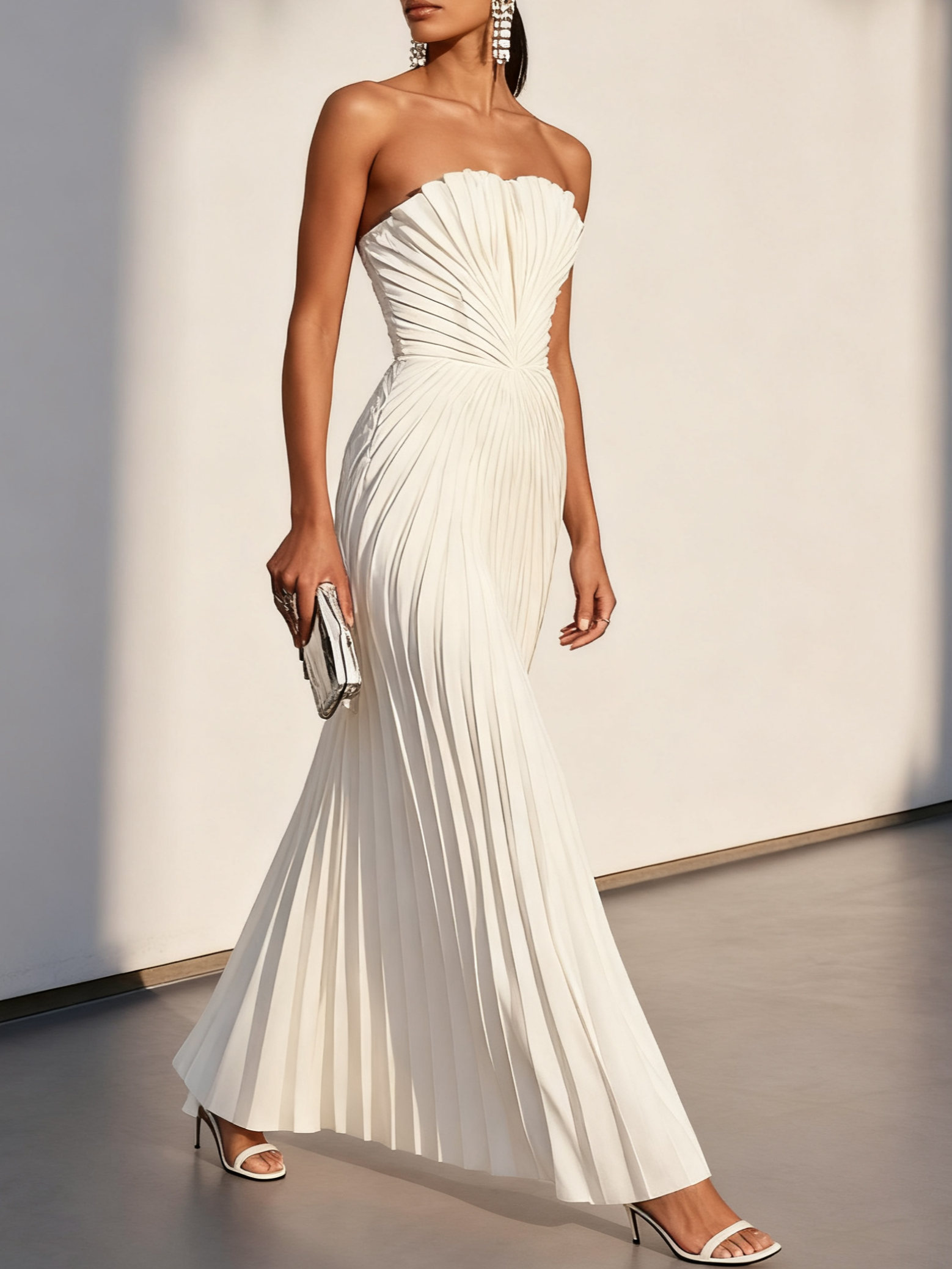 White Pleated Classic Strapless Sleeveless A-Line Maxi Dress
