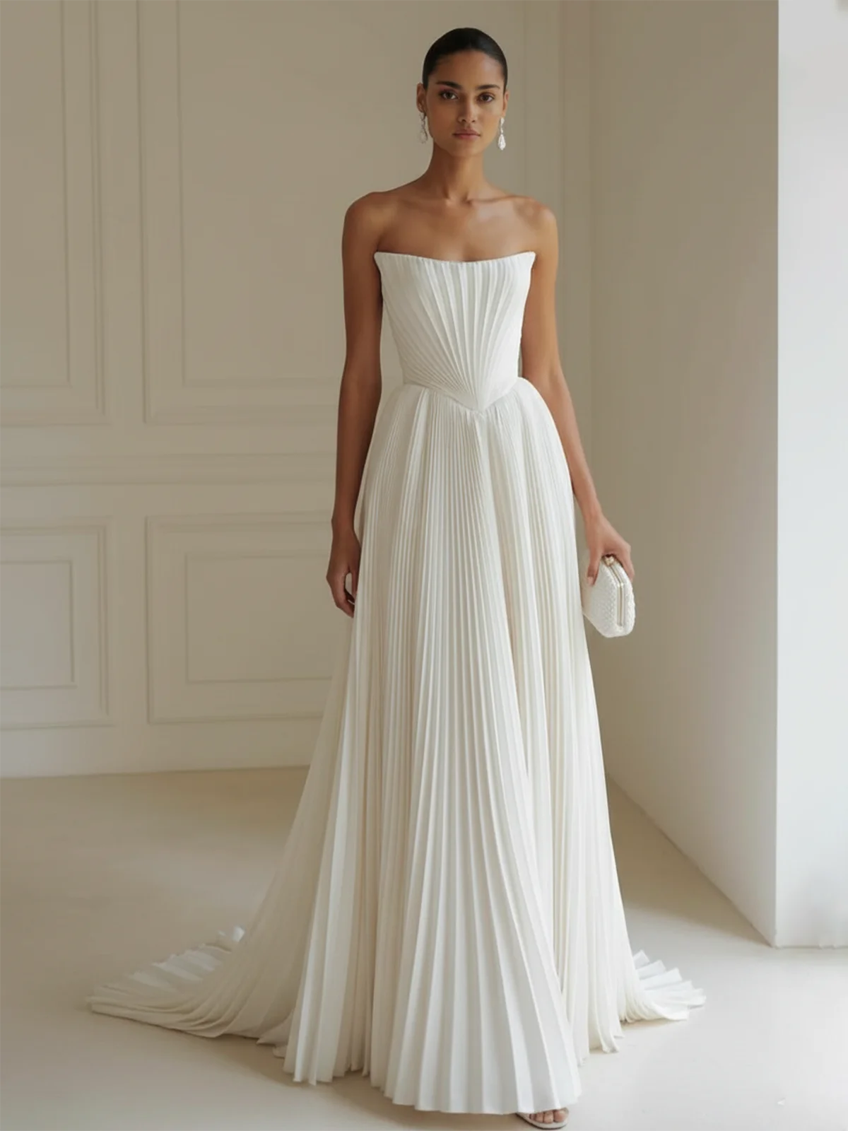 White Strapless Sleeveless Pleated Wedding Gown Wedding Dress