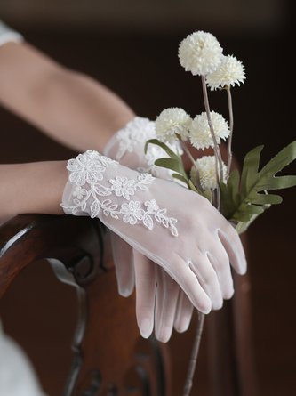 Floral Short length Bridal Floral Lace Tulle Gloves Elegant Ethereal Evening Wedding Gloves