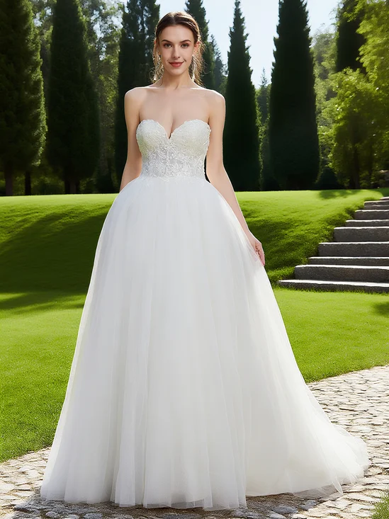 White Mesh Bridal/Wedding Dress Strapless Sleeveless A-Line Gown