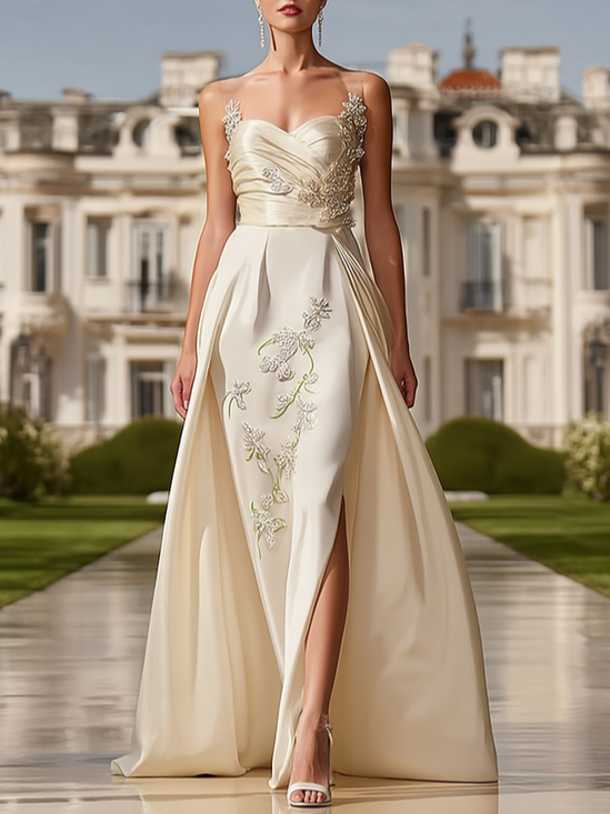 White Lace Embroidery Bridal/Wedding Dress Spaghetti Sleeveless A-Line Gown Dress